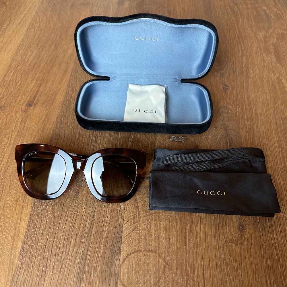 Gucci Brown Tortoise Shell Oversized Sunglasses - image 1